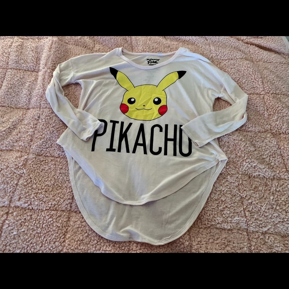 5/$25 - Pikachu shirt